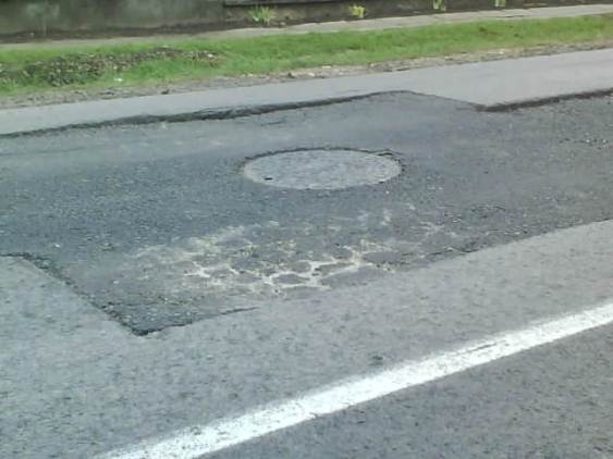 62-es főút csatornázás után . . . 