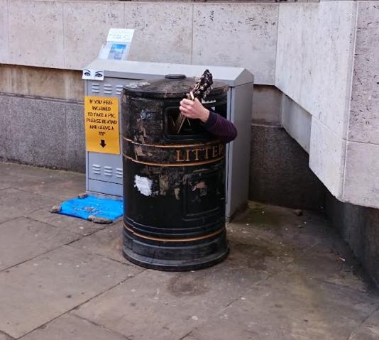 Helyszín - Cambridge, Anglia