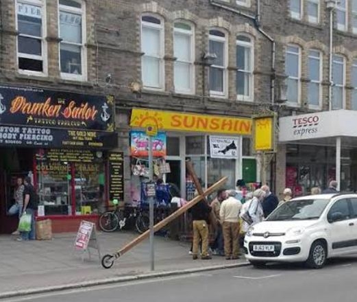 Napi definíció - Modern Jézus