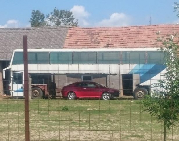 Garázs kiadó