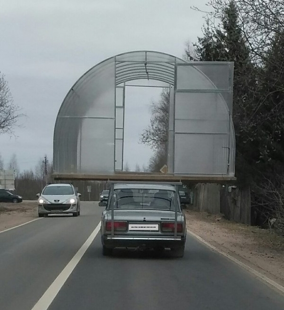 Munkában a szállító