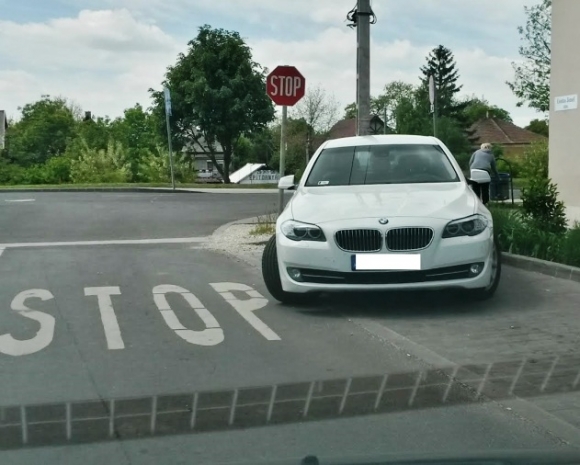 Parasztparkoló