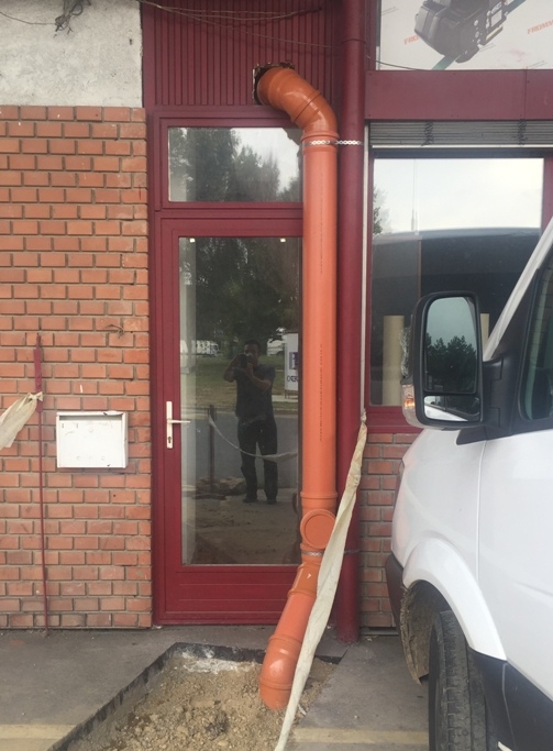 Eközben Törökbálinton...