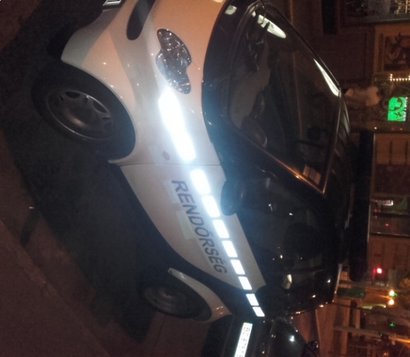 Szolgálunk és elférünk