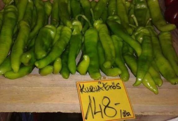 Eközben a zöldségesnél...