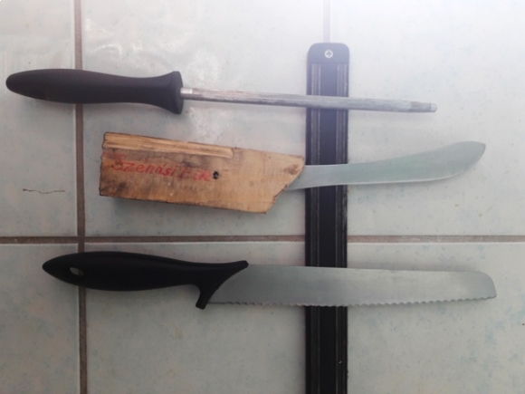 Ha eltörik a kés nyele...