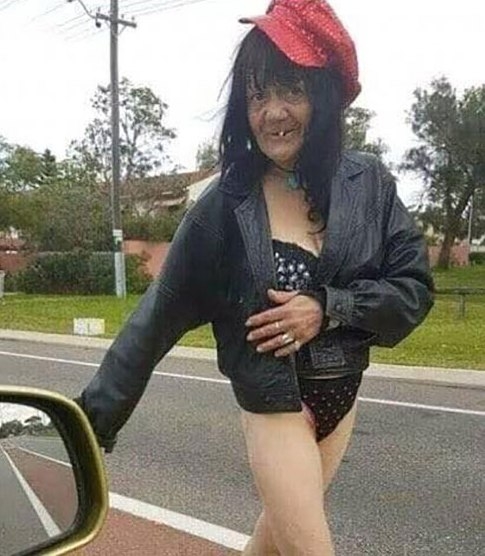 Ennek az állandó nyugdíjkorhatár emelésnek,