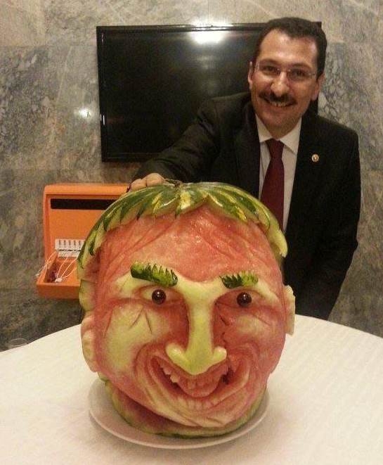 Egy kis dinnye művészet